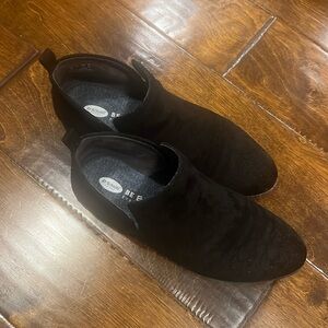 Women’s black suede Dr.Scholl’s booties
